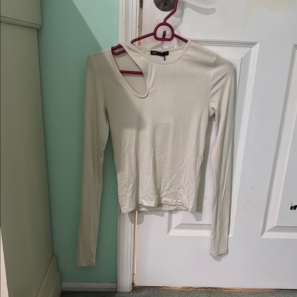 Trendy Cream Cut-Out Long Sleeve Top - Picture 1 of 3